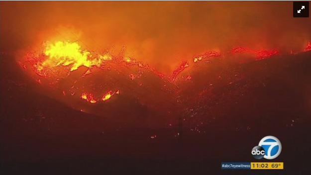 美国山火肆虐南北加，万人被迫转移！内附道路封闭信息及撤离区域！