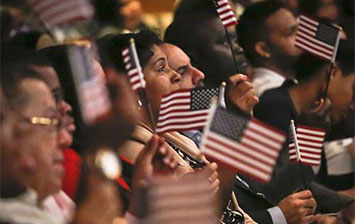 美中跨境服务中心：什麽叫政治庇护？