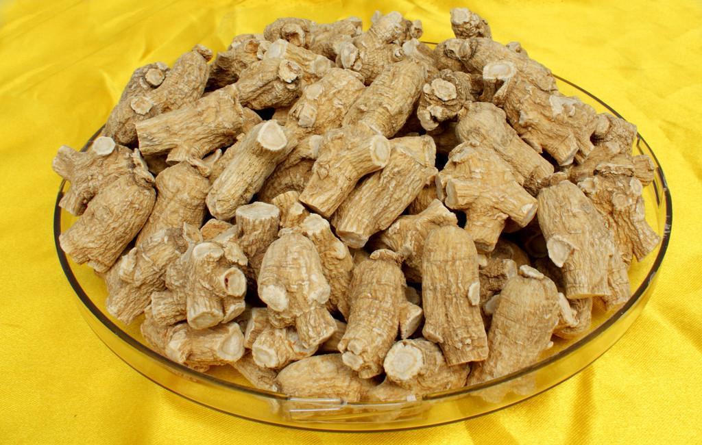 中国海关禁带野生海参花旗参 过量闯关视走私