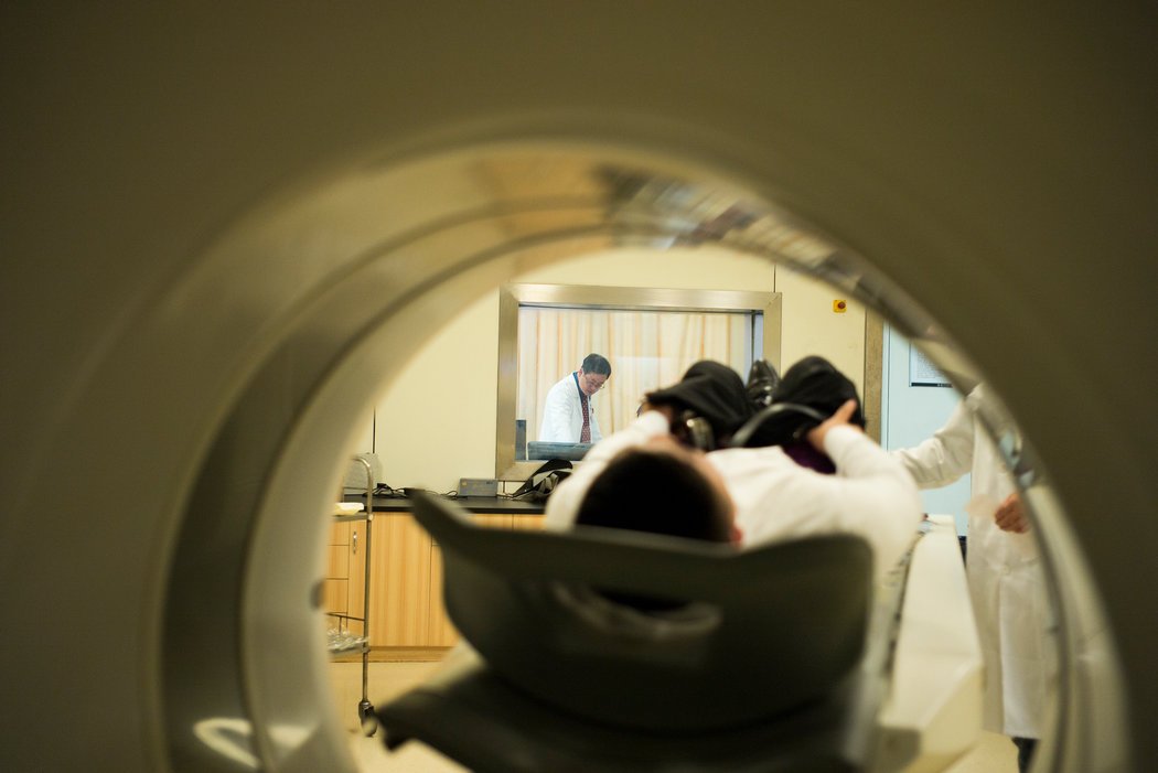 中美科技巨頭的“較量”：將技術運用於醫保領域