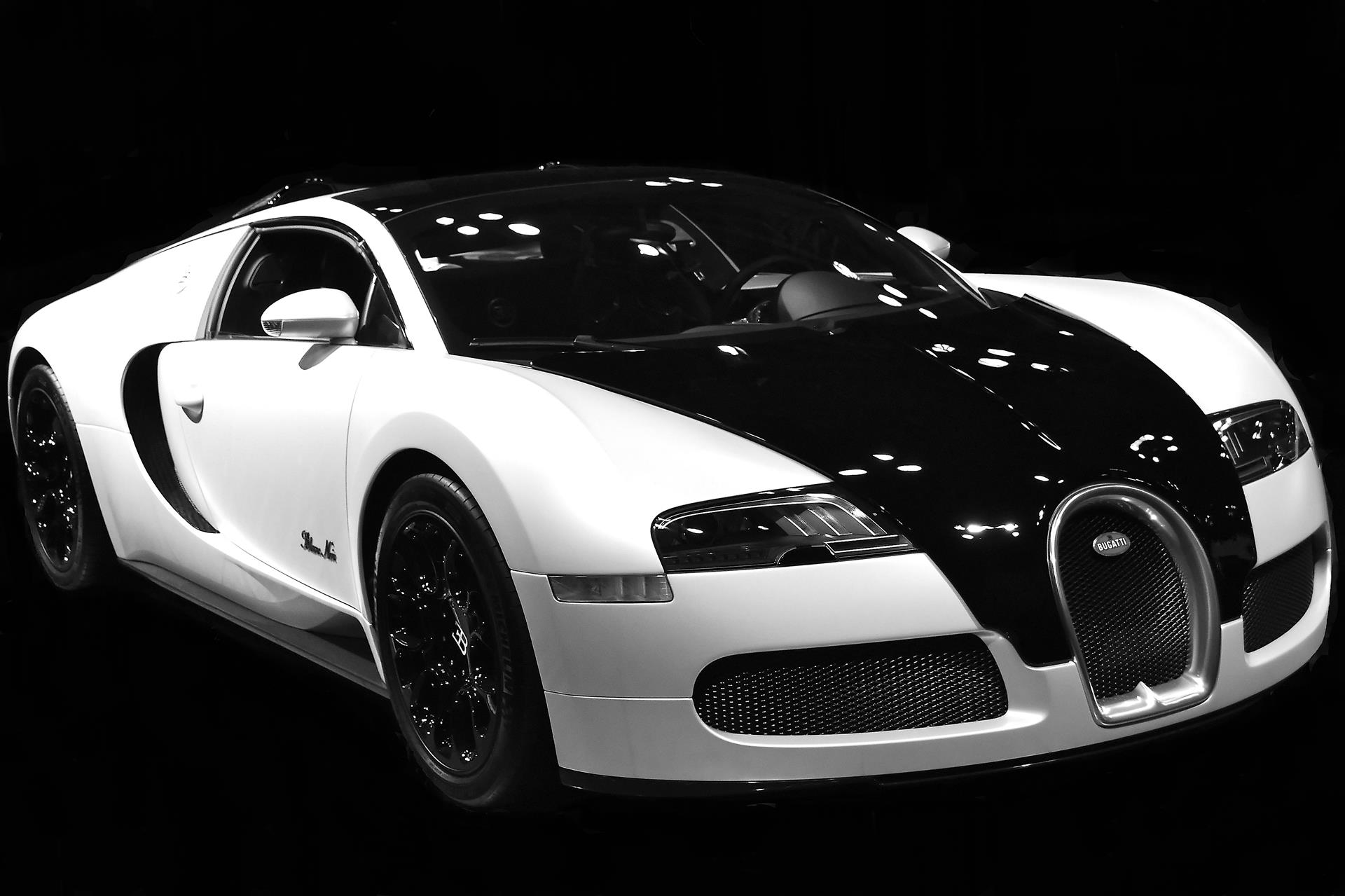 习近平博鳌喊话：中国将扩大进口放宽金融业汽车业限制