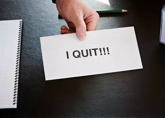 CNN记者：川普是否考虑辞职？白宫发言人：太可笑！