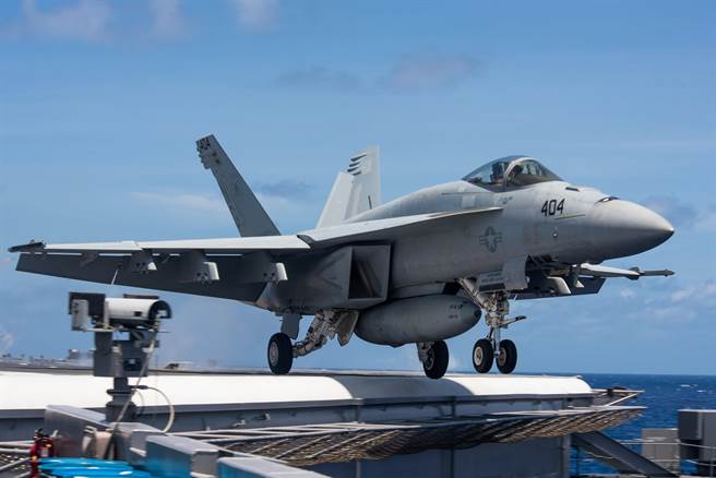 不让F-35专美於前 波音拟升级「超级大黄蜂」战机