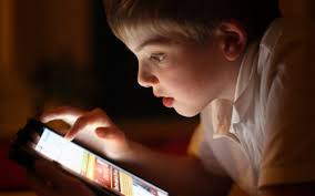 孩子和手机的关系难题怎么解？