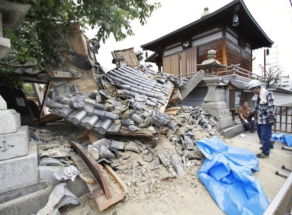 1地震 死亡人數增至4人_洛杉磯華人工商_華人商家_華人商家折扣_華人