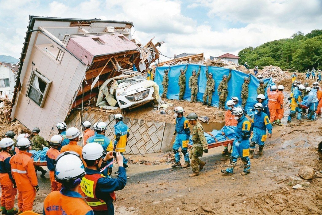 豪雨重创西日本逾120死 灾情恐扩大