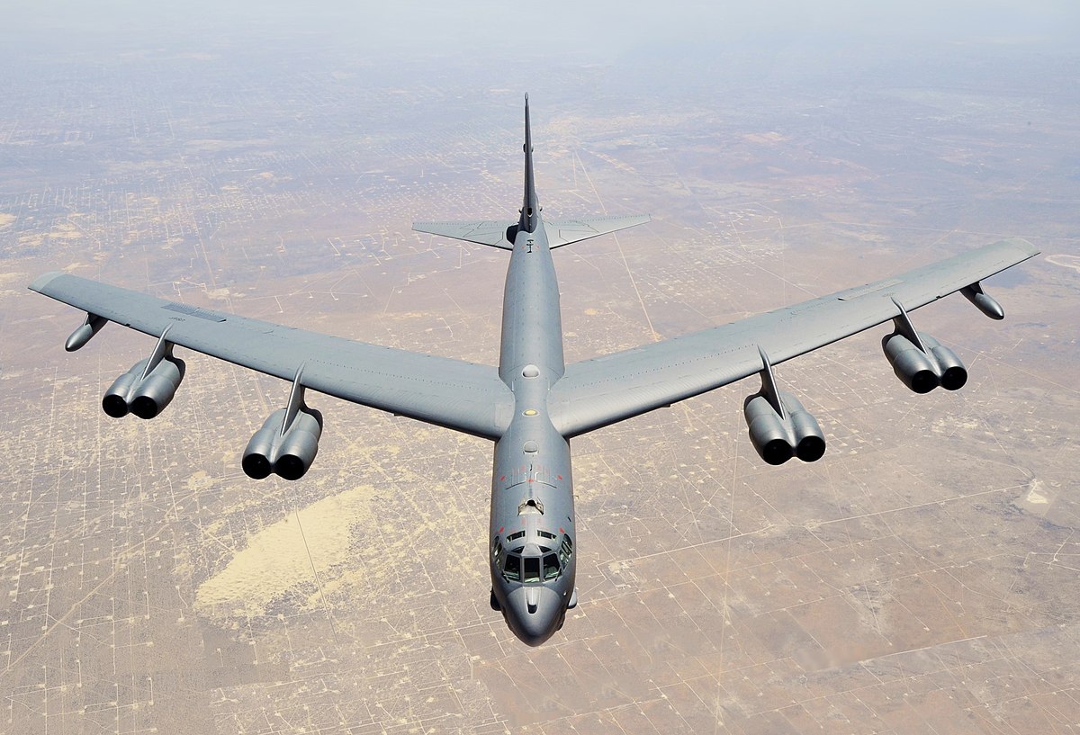 B-52战略轰炸机升级发动机与数位飞控 将飞入2050年