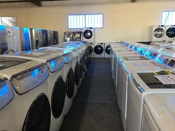 特大好消息:! 合家欢家电公司清仓大甩卖!