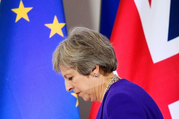 忧心脱欧效应 企业正逃离英国