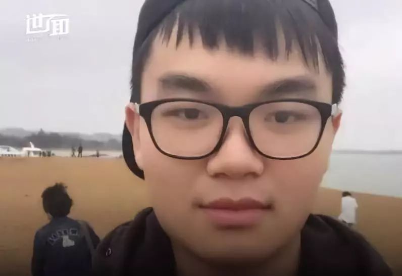 中国留学生失踪近3月 父母悬赏90万寻人 无论生死