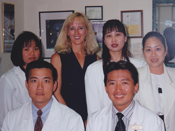 林偉德脊骨神經專科诊所是南加州地区最早的华人医师开业门诊的脊骨神經專科诊所。服务华人有30多年,口碑很好!