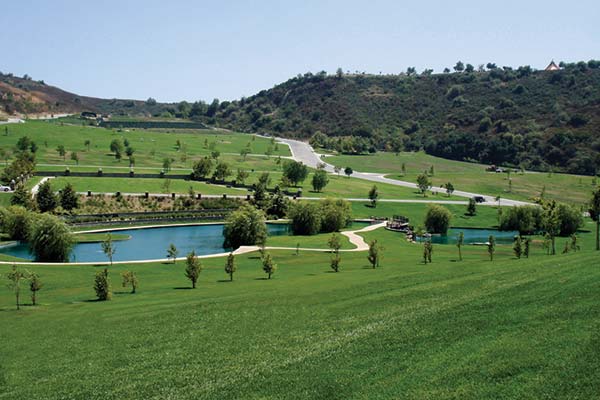 玫瑰岗纪念公园的专业预售顾问─戴尚燑,工作认真负责，待客热情诚恳,深获客户的信任和称赞！ 