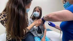 需打三针 福契称FDA或下月批准5岁以下儿童疫苗