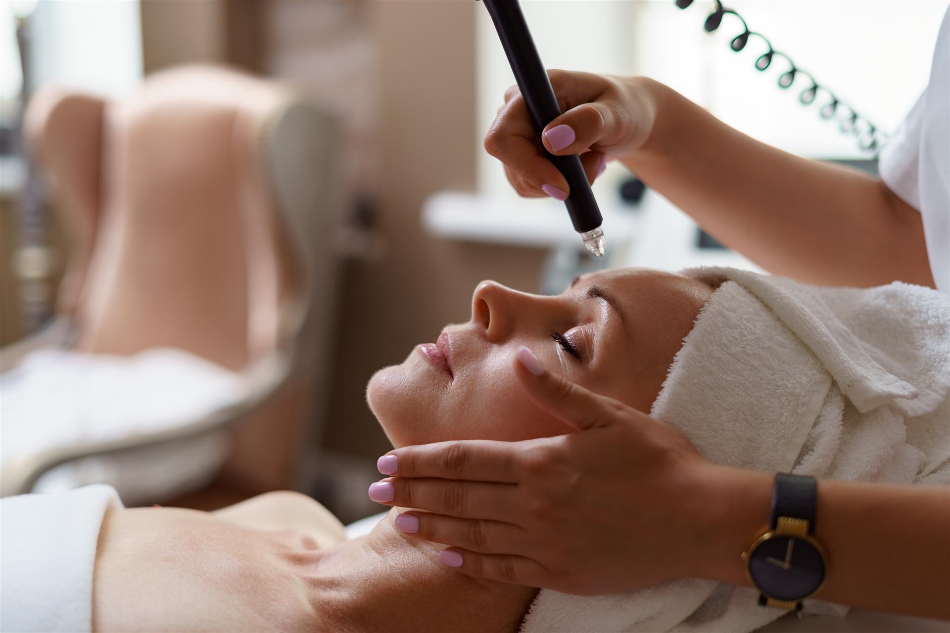 【醫美】樂沙醫姐探訪紅遍全網的Hydrafacial海菲秀總部 引進全球華人首台 全新智能Syndeo｜ 樂沙醫美容中心