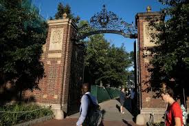 哈佛大学申请人数下降 录取率近4年来最高