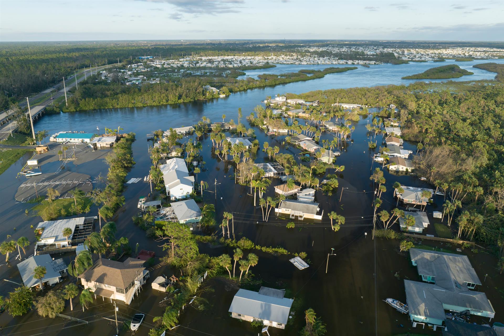 【極端洪災】遭遇極端洪災「地鐵車站水患成災」 美國紐約、紐澤西2人不幸身亡