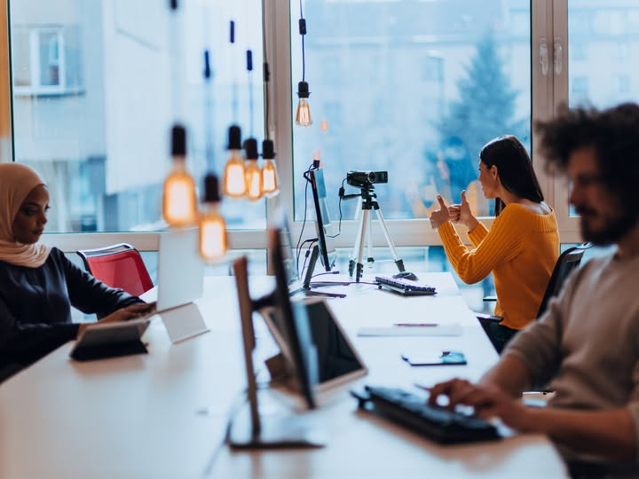 【就業市場】高盛：AI 奪走美國科技人飯碗、AGI 恐令情勢惡化