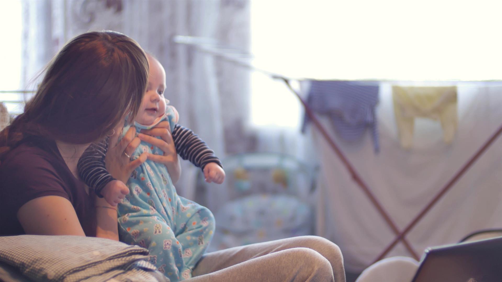 【不願生育】不想多生孩子，專家：因為買不起合適的房子