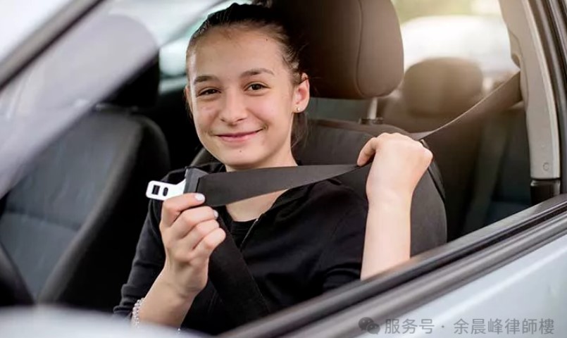 【法律】「青少年駕駛安全」父母最該教的第一堂課 | 余晨峰律師樓
