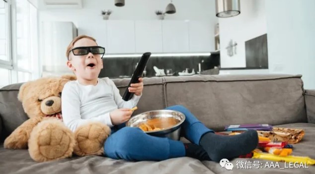 【法律】在美国的家长必须知道：孩子独自在家的法律底线｜AAA Legal 法保網