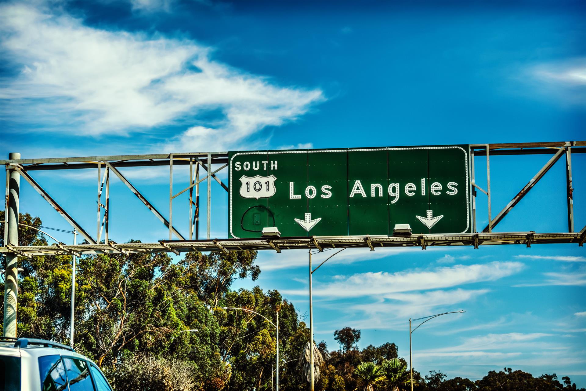 洛杉矶联合学区预计裁员数千名员工 