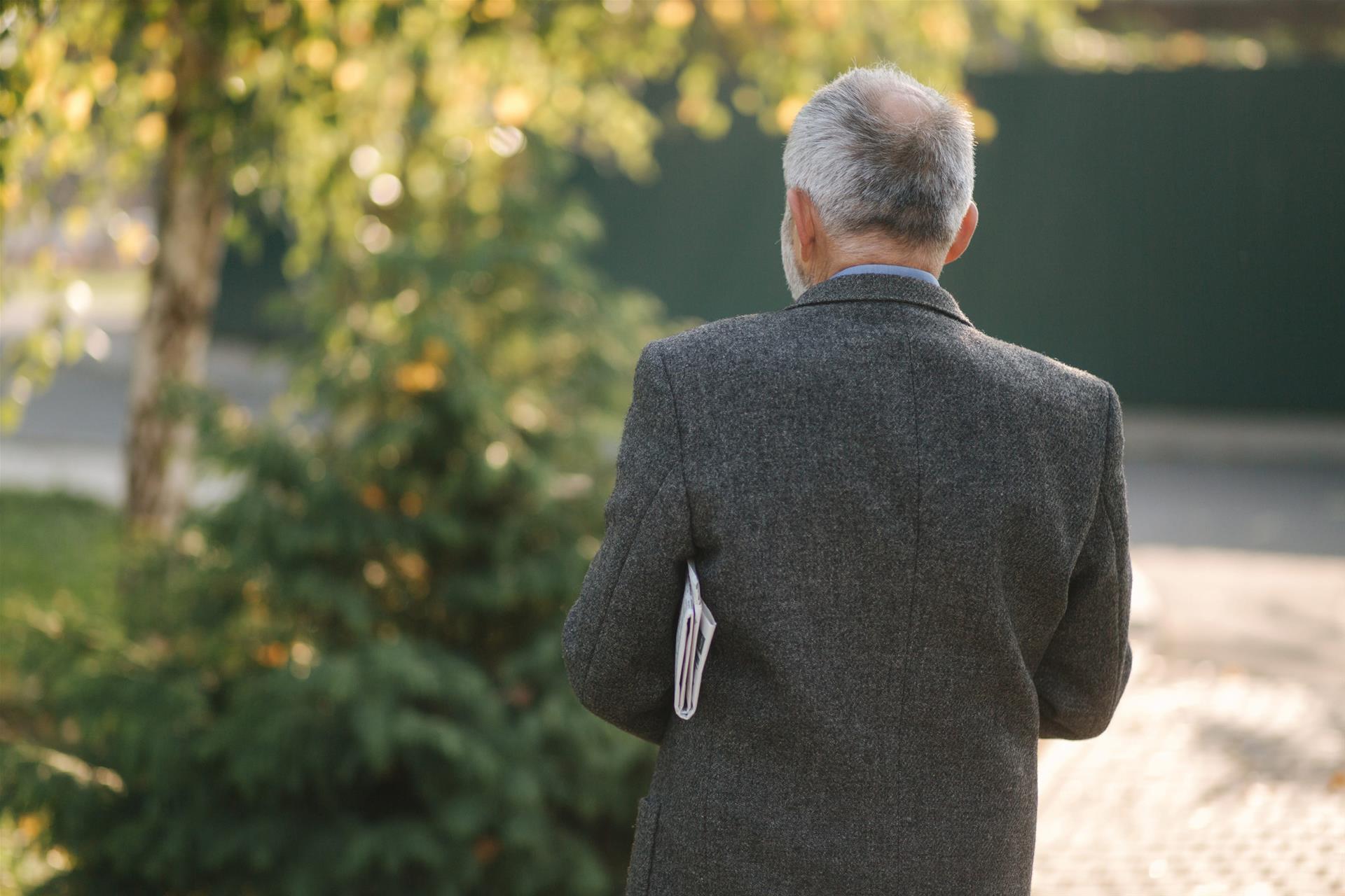 橙县公园诱捕案：六旬男子涉约未成年人被捕