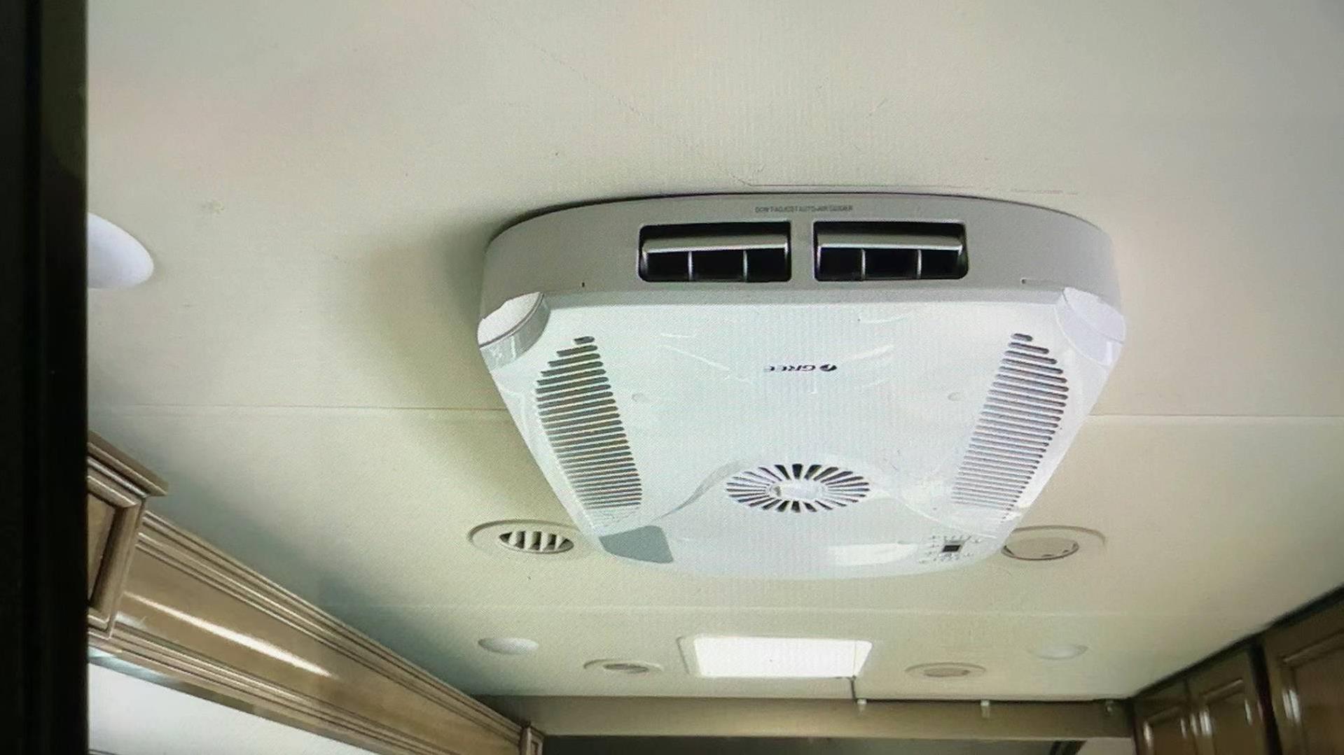  【建築】 格力TOSOT房车空调同类产品的天花板
