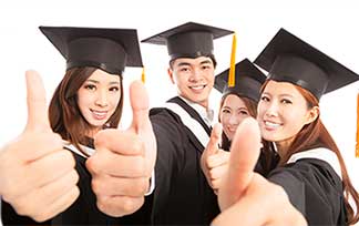 美國完美留學服務：持美國綠卡在中國常住超過180天怎麼辦？