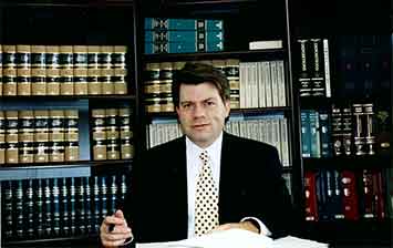 賀凌華律師專欄：有關房地產產權爭執